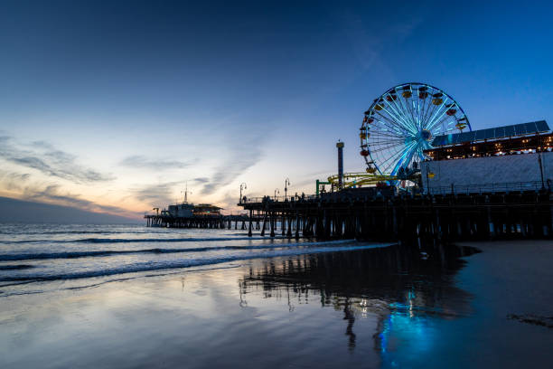 istock Santa Monica Pier 1423521882