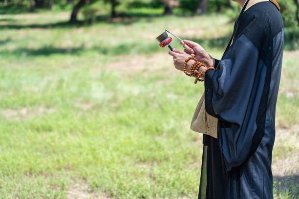 istock An image of a tree funeral held by a monk 1423528611