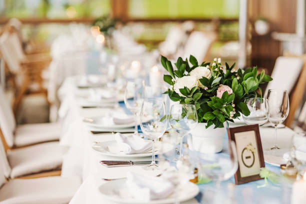 istock Fresh flowers wedding decoration. Table set up. 1423549601