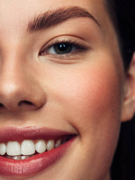 istock Beautiful woman 1423554059