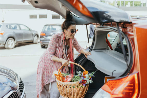 istock Packing my groceries 1423592546