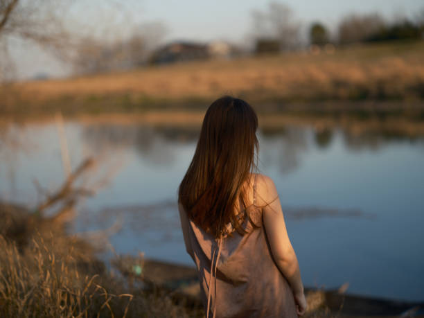 istock Girl in grassland 1423635652