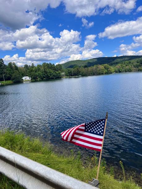istock Queechy Lake in New York 1423651176