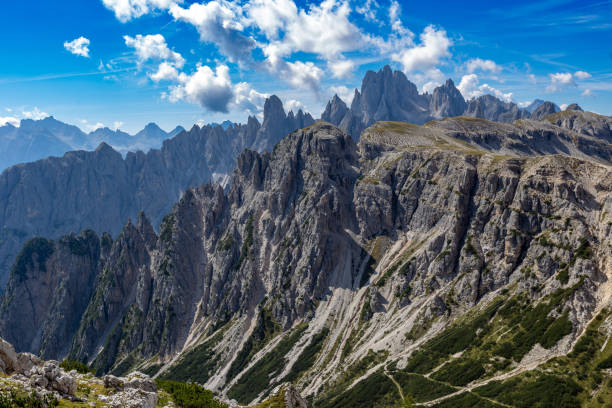 montanhas dolomitas no norte da itália - travel destinations alto adige north tirol dolomites - fotografias e filmes do acervo