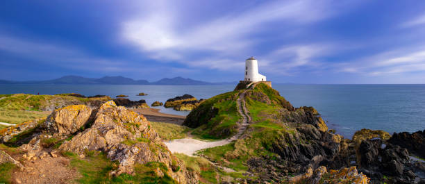 istock Twr Mawr on Llanddwyn Island, Anglesey 1423682121