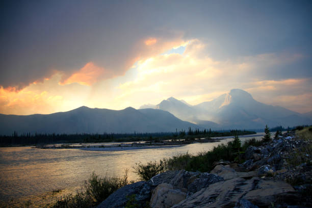 istock Beautiful Colorful Sunset in Rocky Mountains 1423740213