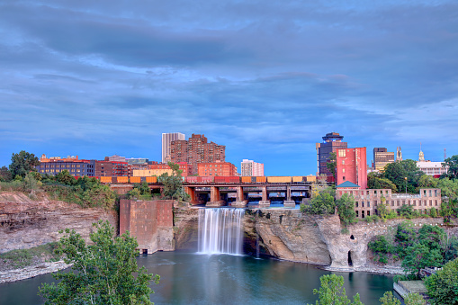The High Falls are one of three voluminous waterfalls on the Genesee River, that flow through the city of Rochester in New York.