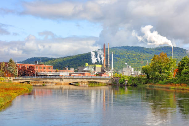 istock Paper Mills along the Androscoggin River 1423752098