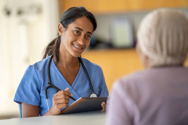 istock Nurse Meeting with a Cancer Patient 1423758516