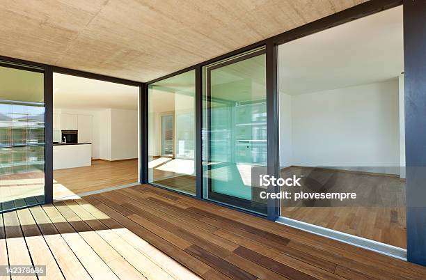 Wunderschöne Neue Wohnung Balkon Stockfoto und mehr Bilder von Veranda - Veranda, Glas, Boden