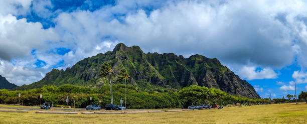 istock Kualoa mountain range panoramic view, famous filming location on Oahu island, Hawaii 1423790136