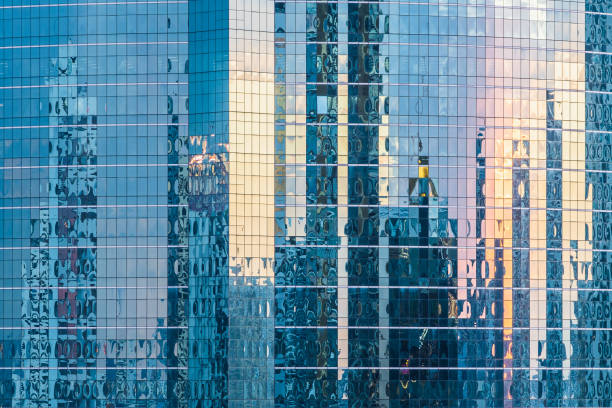 モダンな建物のファサード、バンコクの窓ガラスビル外観、抽象建築、クローズアップ - built structure business building exterior glass ストックフォトと画像