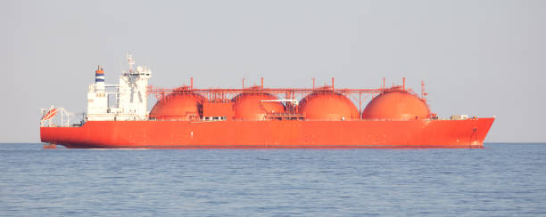 istock LNG Tanker at sea, transporting LNG 1423833127