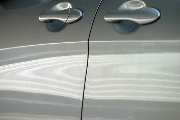 istock reflect of car 1423840473