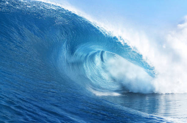 blau ozean wave - waves crashing stock-fotos und bilder