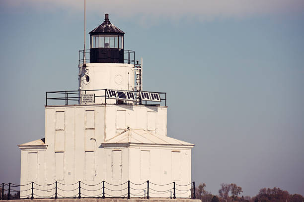 istock Lighthouse in Manitowoc, Wisconsin 142395853