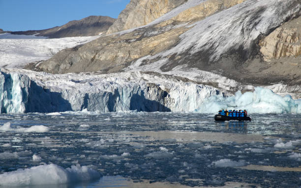 istock Blue glaciers in Svalbard 1423968194