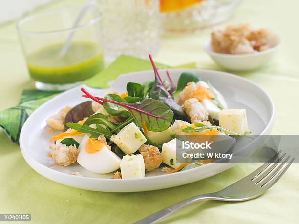 Salada - Fotografias de stock e mais imagens de Alface - Alface, Alimentação Saudável, Almoço