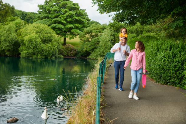 istock family park fun 1424084271