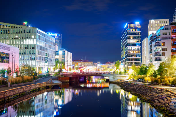 istock Night scene Oslo Norway with bridge and modern architecture 1424089032