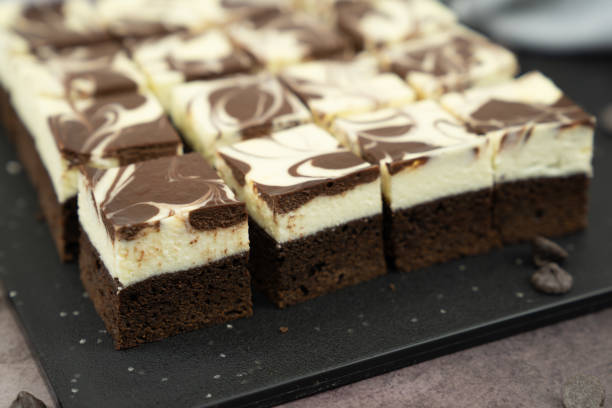 istock Cheesecake swirl brownie 1424113487