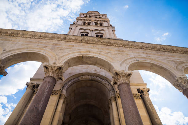 istock streets of Split, Croatia 1424193312