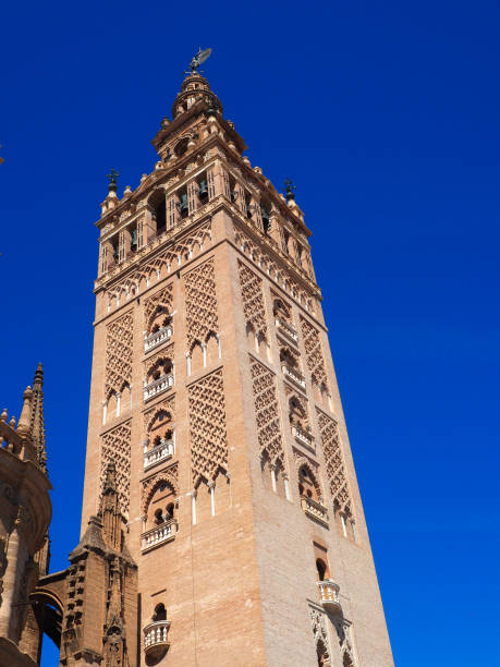 istock Panoramic view of the Giralda in Seville 1424261107