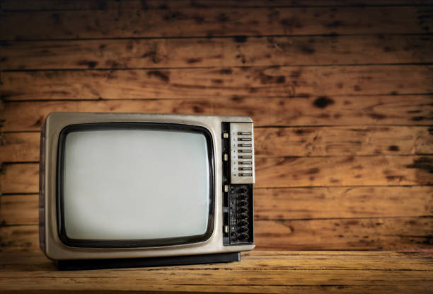 istock Vintage, Old TV 1424274140