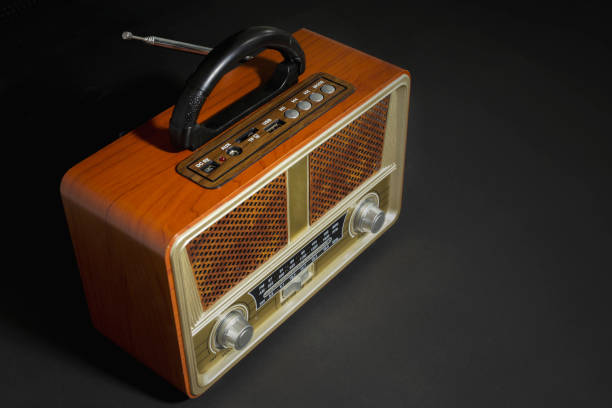 istock Vintage old radio receiver 1424292102