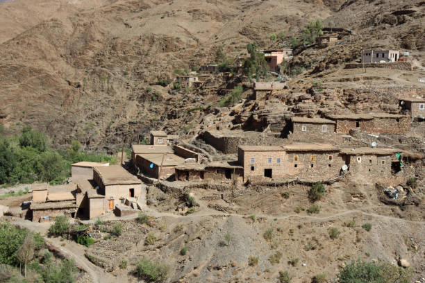 istock Village with adobe houses 1424350632