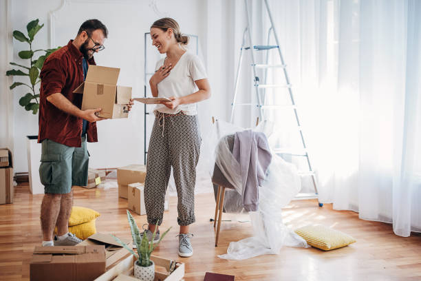 istock Happy couple starting a new life 1424382268