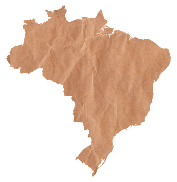 mapa de brasil hecho con papel kraft arrugado. mapa hecho a mano con material reciclado - country geographic area fotografías e imágenes de stock