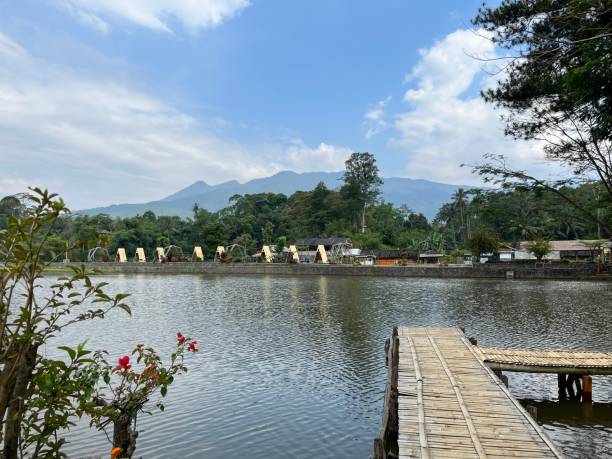 istock View of the Wanayasa Lake 1424474580