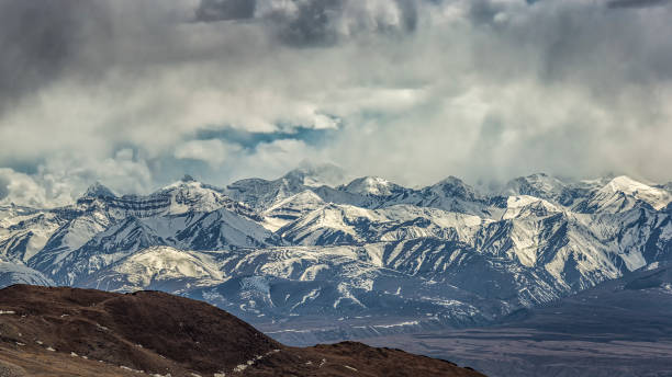 istock Topographic landscape of Zhada County 1424487168