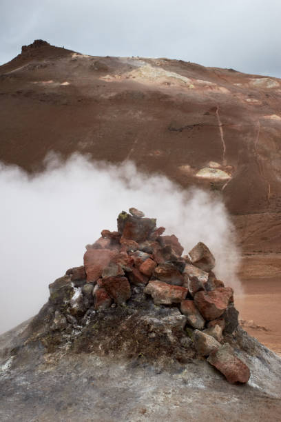 istock Steaming fumarole at Namafjall Hverir geothermal area 1424559827