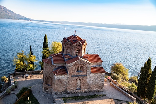 Iglesia ortodoxa de San José en el lago Ohrid photo