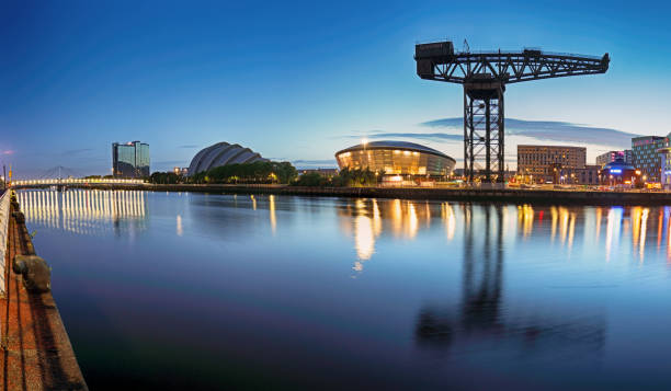 istock Glasgow panorama at dramatic sunrise with Clyde river, Scotland 1424602593