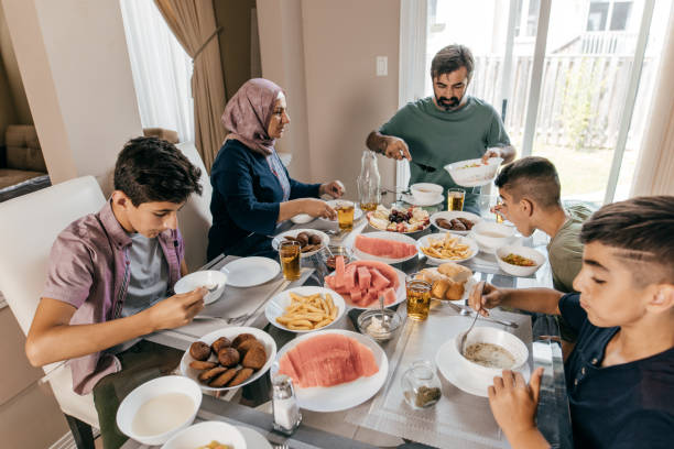 istock Family traditions - lunch together 1424711513