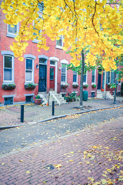 istock Autumn in Philadelphia 1424741345