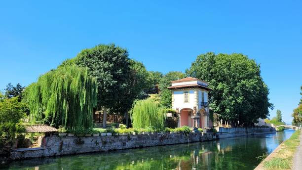 istock The vanity of the landscape! 1424817481