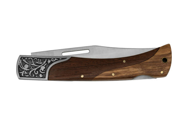 закрытый складной карманный нож ручной работы с деревянной рукояткой из камбоджи, изолированный на белом фоне - bayonet souvenir sword стоковые фото и изображения