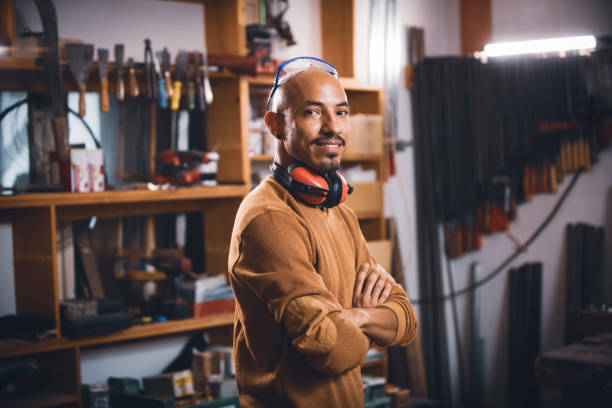 istock Portrait of a handsome carpenter 1424841618