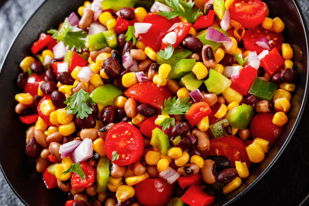 istock Black Bean Salad with Black-Eyed Peas and veggies 1424884090
