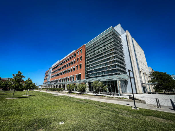 istock Modern architecture building in downtown Lexington, Kentucky 1424919158