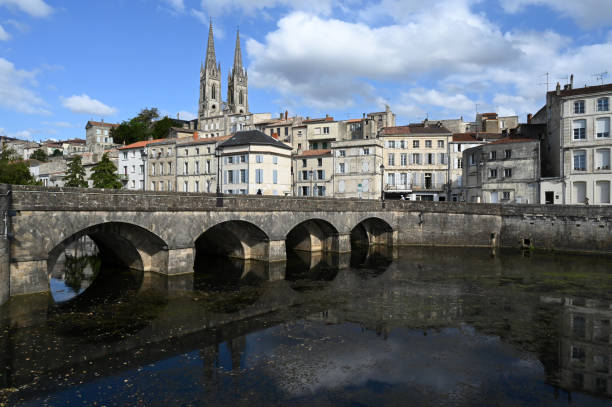 istock City of Niort 1424919698