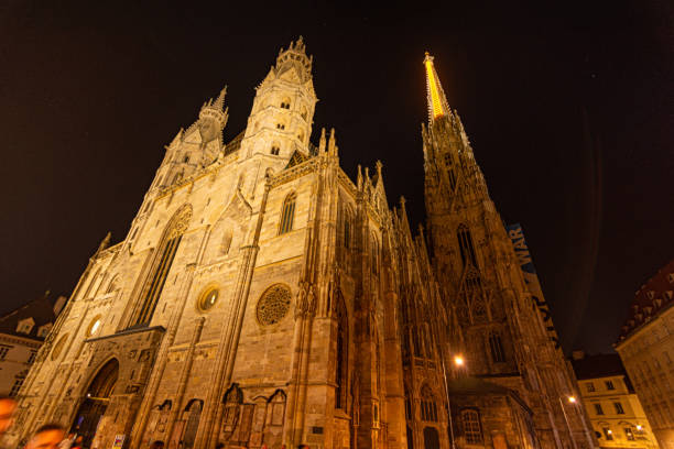 istock S. Stephan Cathedral of Vienna 1424922296
