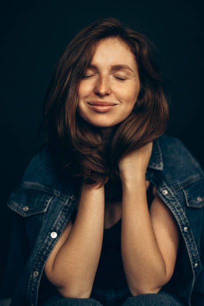 istock Beautiful  woman 1424985433