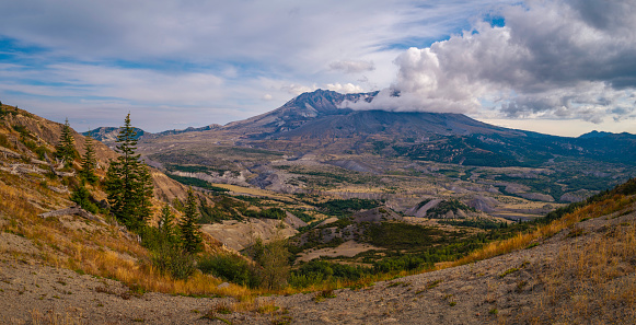 Mt Saint Helens National Volcanic Monument in Washington State in autumn