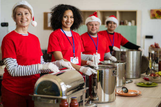 istock A diverse team ready to serve in a soup kitchen 1425146400