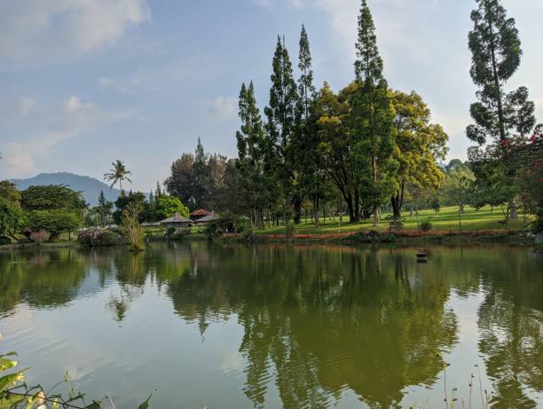 istock Beautiful lake scenery photo 1425150152